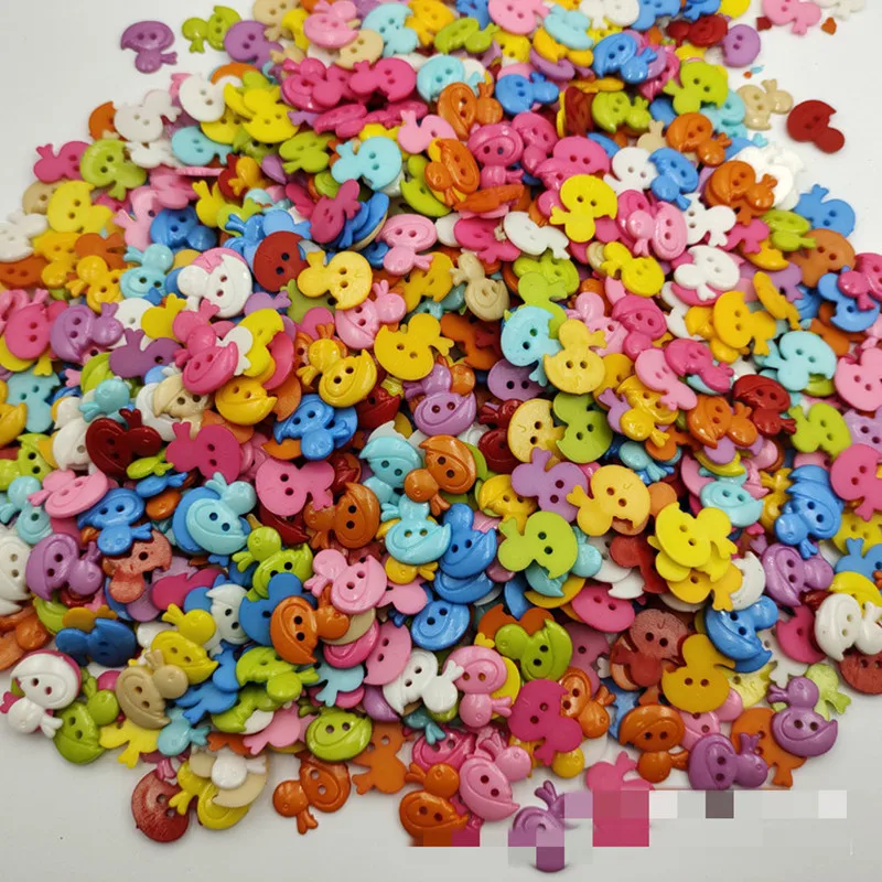 100 pcs 18*20mm Duckling Cartoon Plastic Buttons Children\'s Dolls Sewing Accessories DIY Scrapbooking Crafts Mixed Color