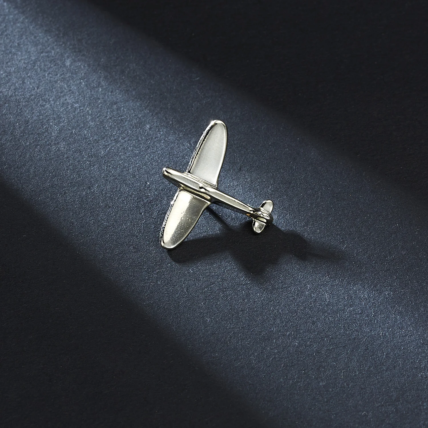Rinhoo Fashion Alloy Women Men Enamel Brooches Pin Glasses Sunglasses Frame Scissor Aircraft Airplane Badge Lapel Button Jewelry