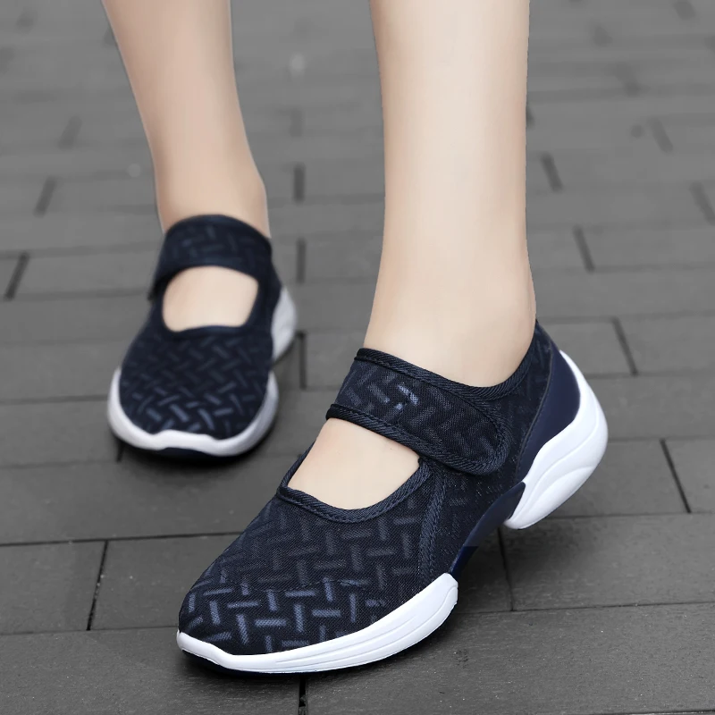 

Tenis Mujer 2021 Outdoor Trainers Slip-On Lightweight Solid Color Gym Shoes Sport Women Tennis Shoes Ladies Flats Sneakers Woman