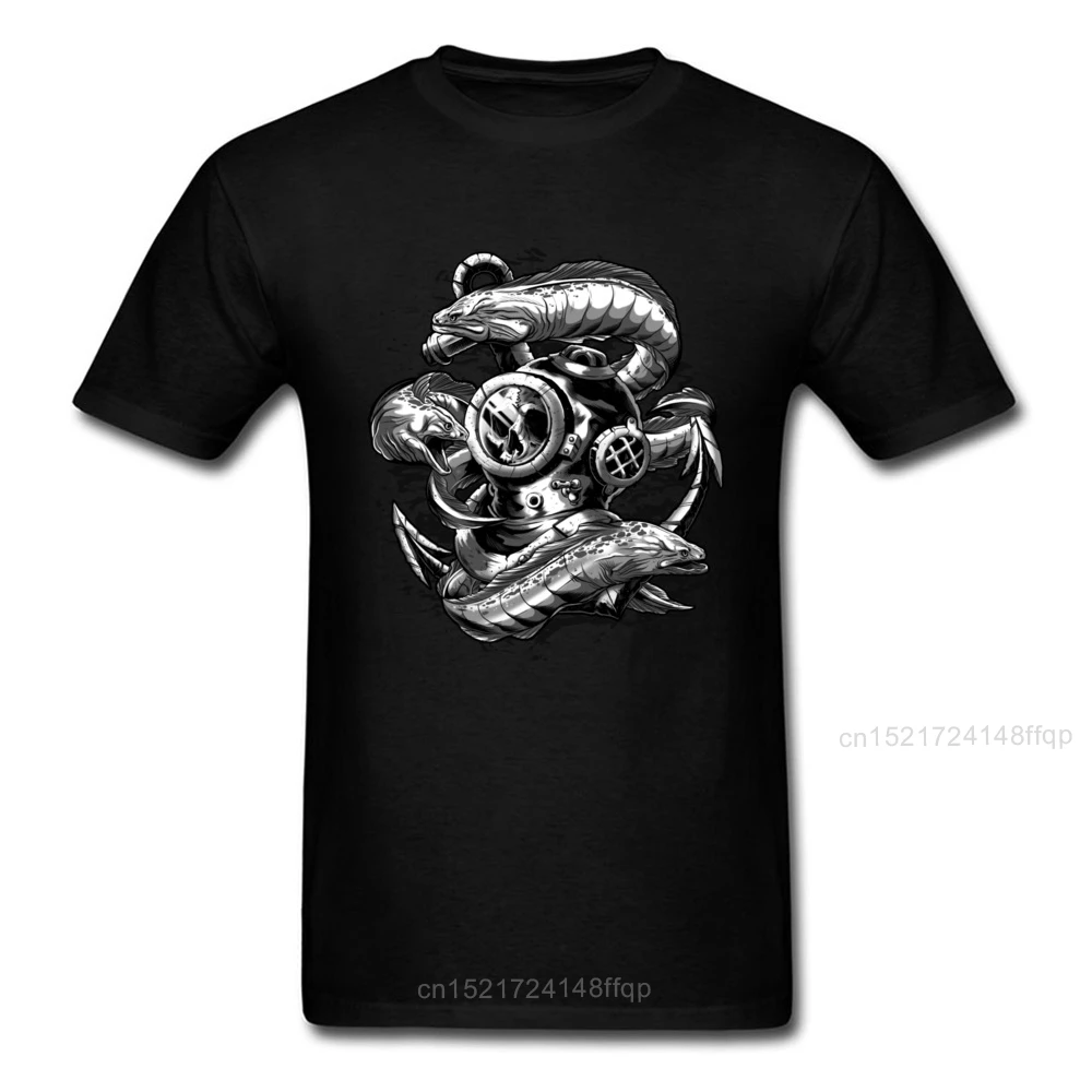 Retro Diver Helmet Print Men Black T-shirt Animal Fish Top Tee Cool Design Male Cotton T Shirt Sink The Bones