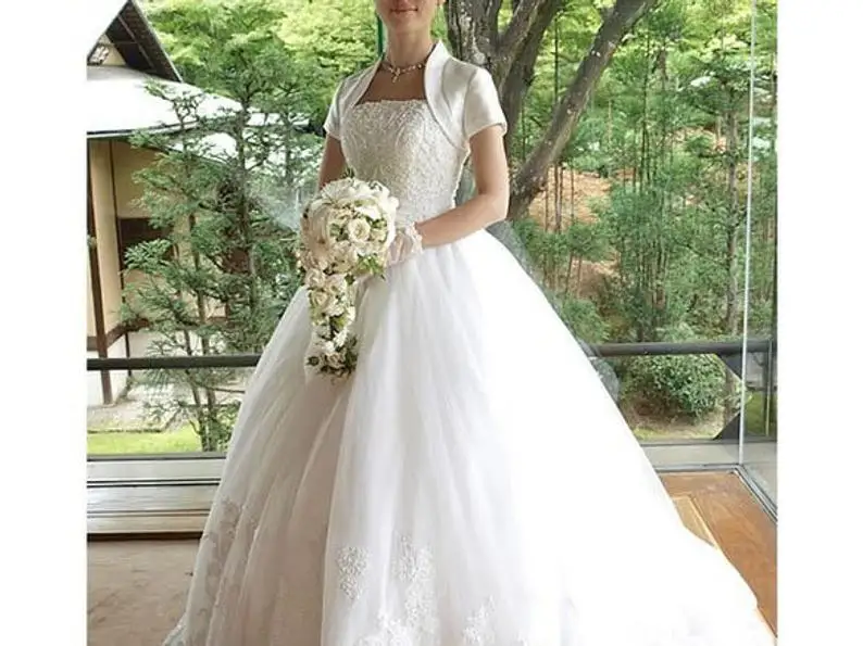 Manga curta Cetim Casaco De Casamento, Custom Made Cor, Tamanho Bolero Nupcial com Colarinho, Capa Noiva Feminino, Casamento Shrug, 2023