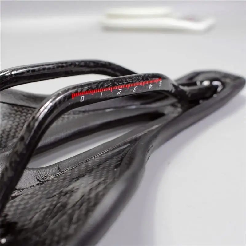 Full Carbon Fiber Road Mtb Bicyle Saddle 3K T700 Carbon Bike Saddle Super Light Leather Cushions Ride Bicycle Seat