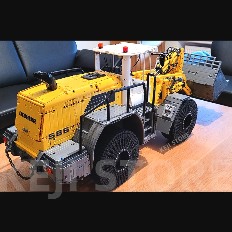 KEJI MOC-49777 Liebherr L586 Large Wheel Loaders Engineering Vehicle Remote Control Building Blocks Model Bricks Kit Kids Gift