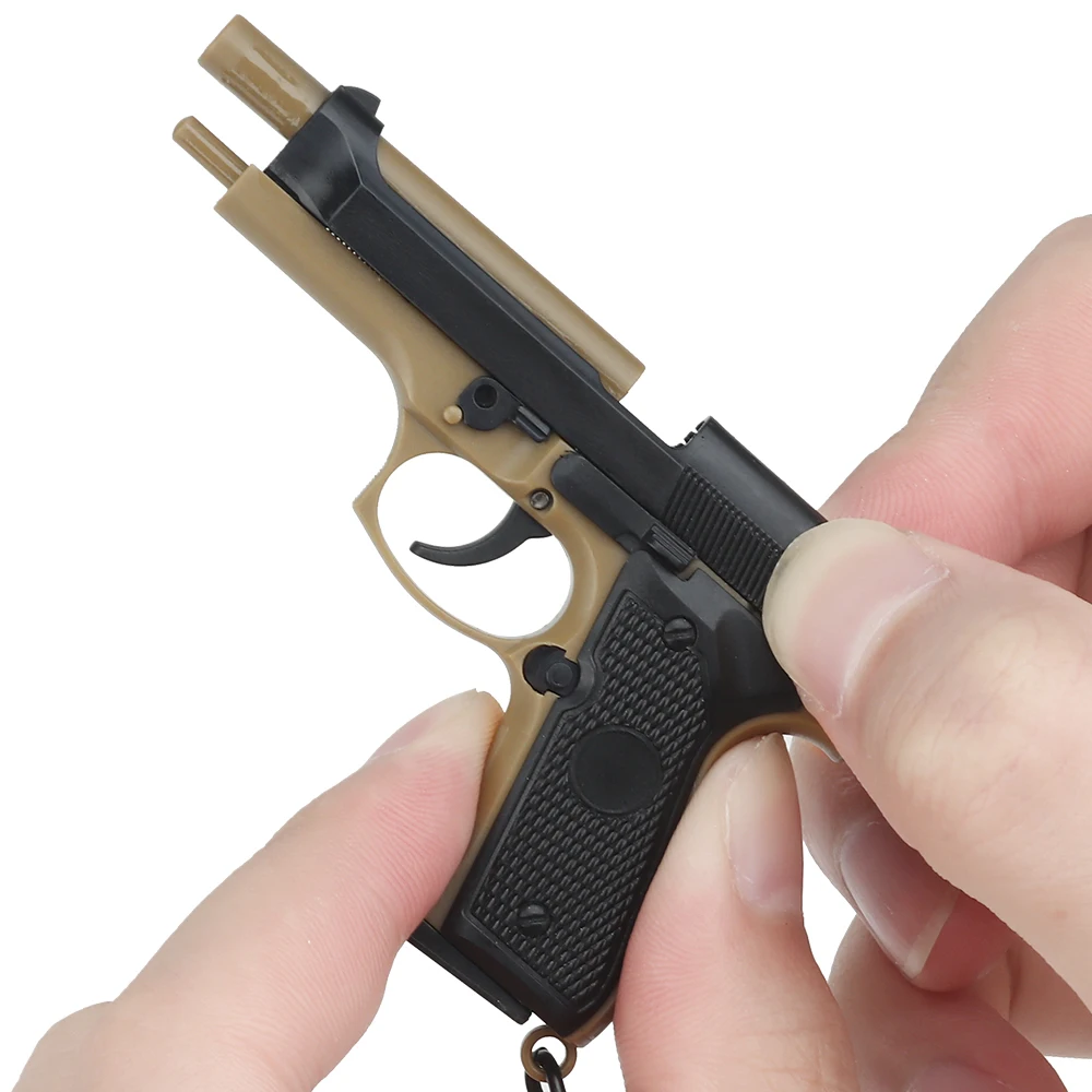 2021 New M92 Model Keychain 1:4 Reduced Nylon Pistol Shape Decorative Model Keychain Birthday Gift Pendant Holder Movable Lever