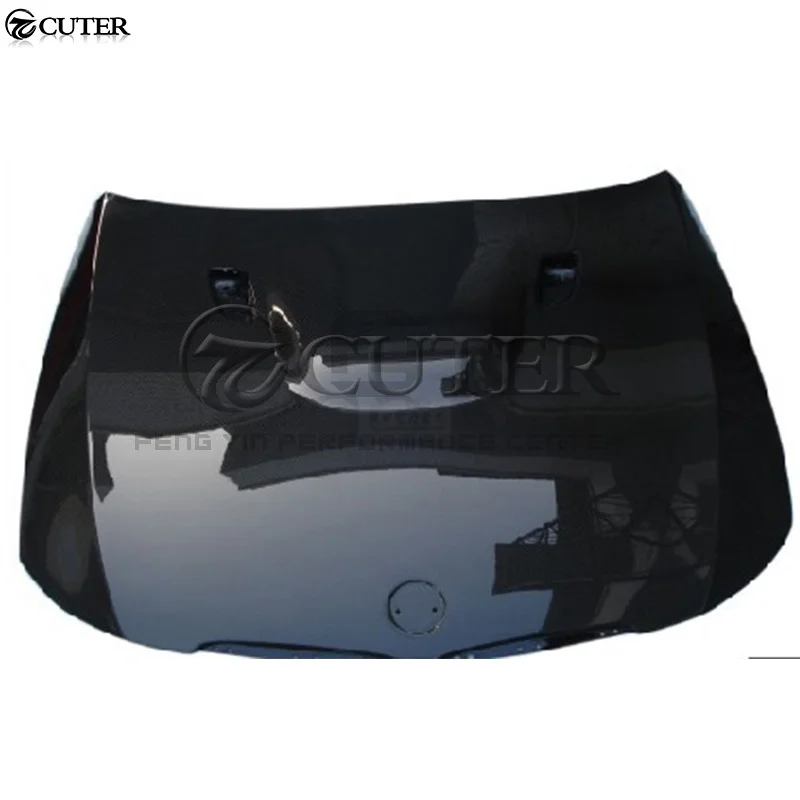 E90 3 Series 320i M3 Style Carbon Fiber Front Engine Hood Bonnet Engine Cover with Vents for Bmw E90 325i 05-12