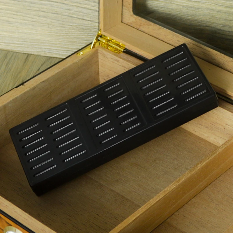 Cigar Humidor Humidifier Bar-type Tobacco Gadget Accessories for Cigars Rectangular Humidor Smoking