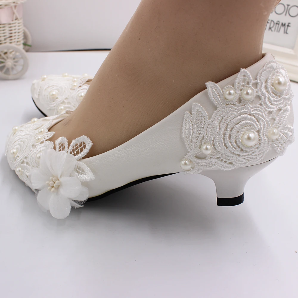 【Xingchenmao】2021 New Low Heel White Large Size Ladies Wedding Shoes PU Lace Bridesmaid Creative Shoes BH158