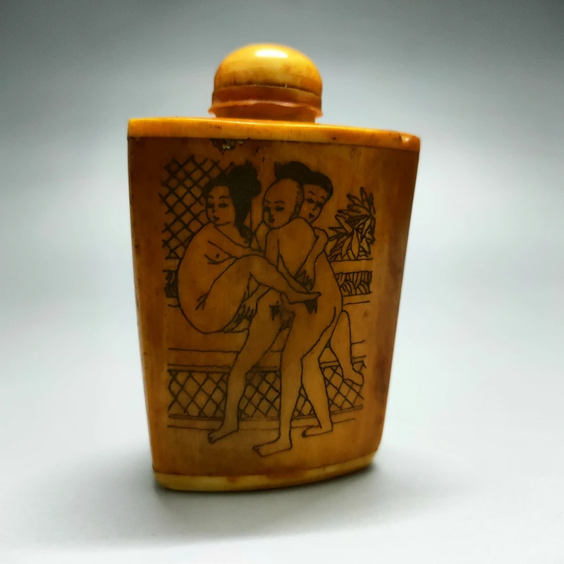 Exquisite Interesting Collection Chinese hand-painted engraved character stories cow bone snuff bottle / pattern random