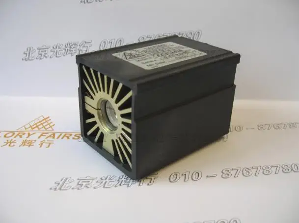 ROL-X30 PENTAX EPK-3000 Module EXCELITAS Y1952 OL-X30 J2027 CERMAX VAC175-F-B-MB: La Soluzione Ottimale per Illuminazione Precisa in Ambienti Professionali