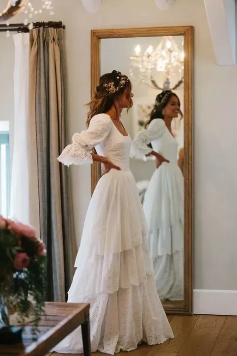 Rustic Boho Wedding Dresses Vintage Bohemian Lace Bride Gowns Lantern Sleeves country Tiered Princess Wedding Gown customsized