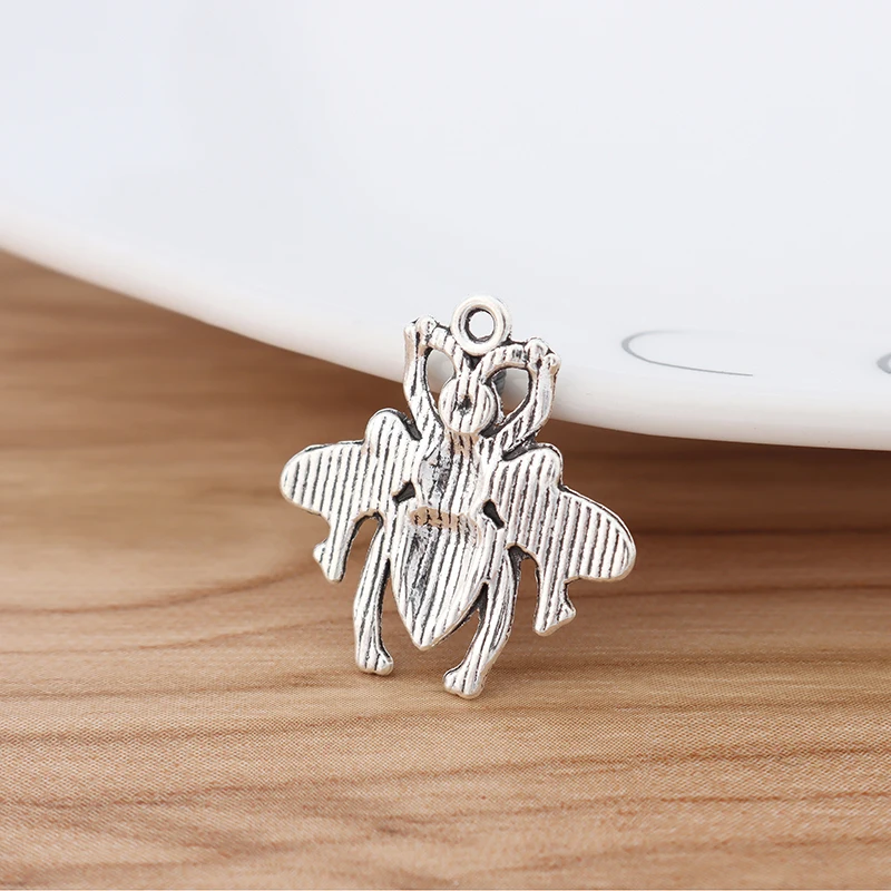 20 Pieces Tibetan Silver Honeybee Bumble Bee Insects Charms Pendants for DIY Necklace Bracelet Jewellery Making Findings