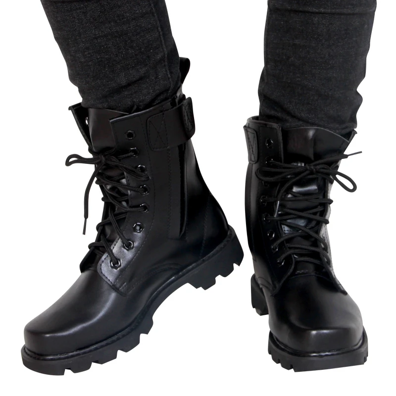 Botas con punta de acero para hombre, zapatos de seguridad de cuero para hombre, moda de primavera, botas de moto con plataforma en el tobillo negras con cordones