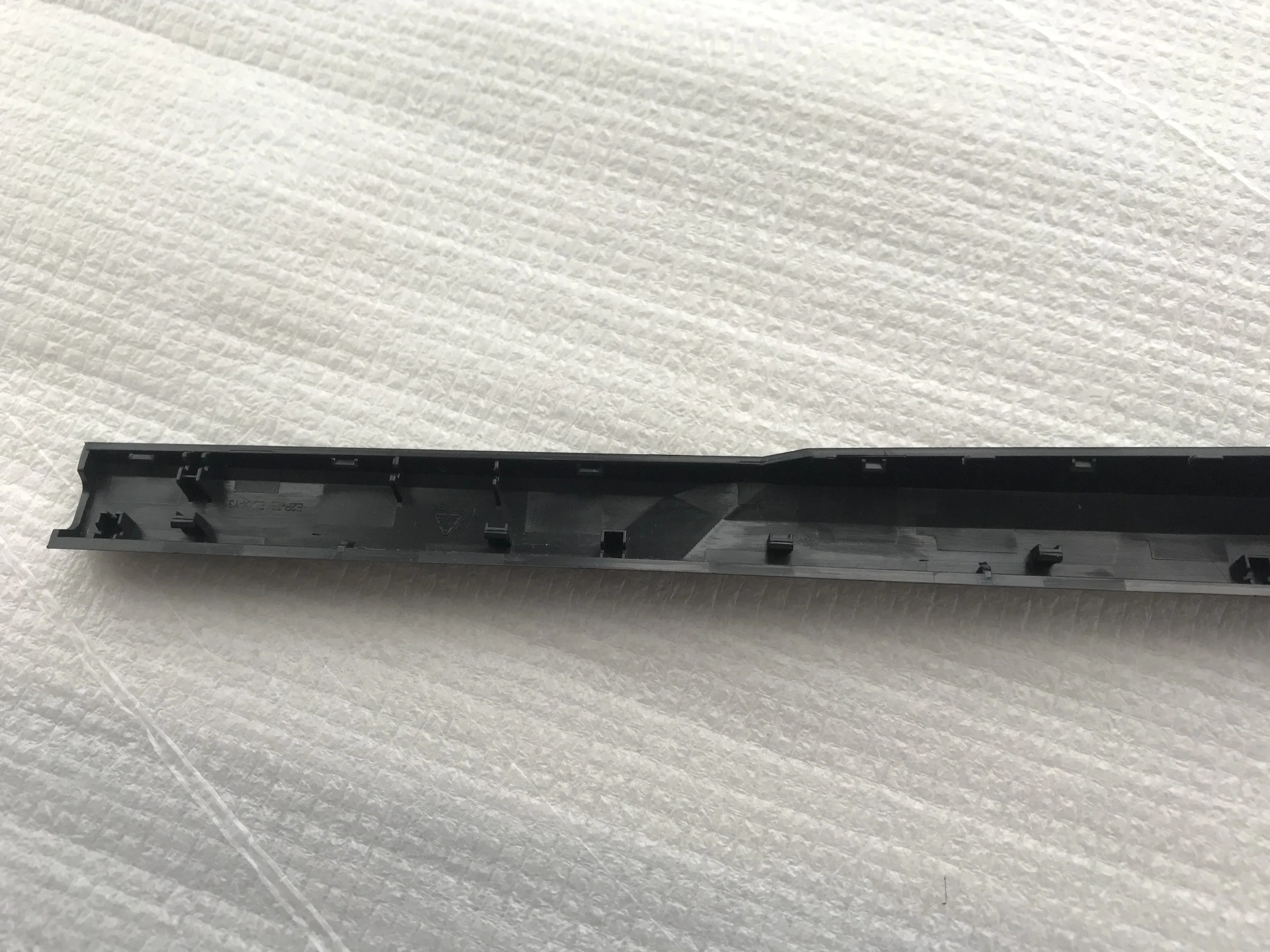 NEW for MSI MSI GE75 MS-17E1HINGES COVER Lcd Hinge Screen Axis Cover Strip