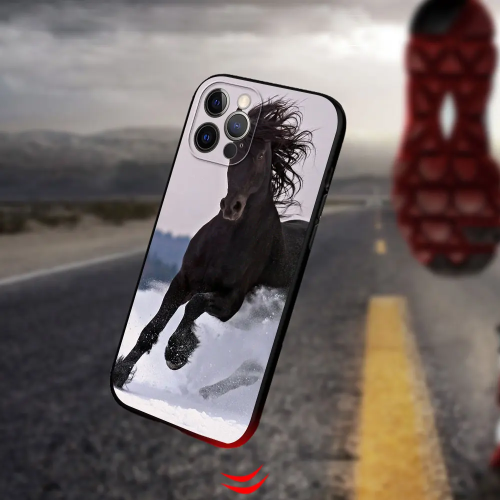 Running Horse Phone Case for iPhone 13 Pro 12 Mini 11 Pro Max XR X 7 8 6 6S Plus XS Max 5S SE 2020 Cover Coque