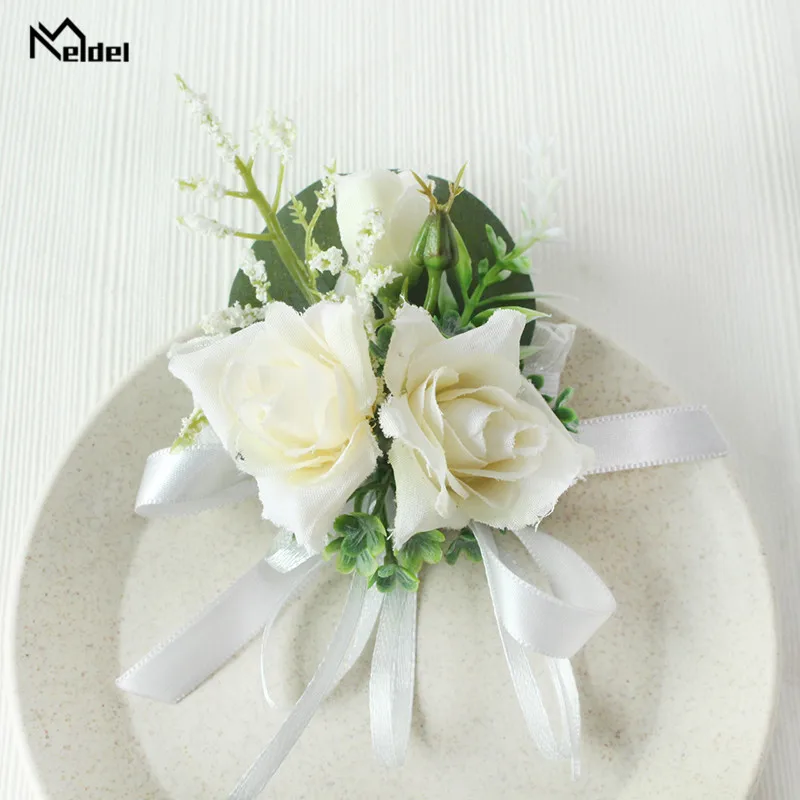 Meldel Boutonniere di Cerimonia Nuziale Corpetto Braccialetto Damigelle Bianco Sposo Fiore All'occhiello Fiori Da Sposa Corpetti e Boutonnieres Spilla