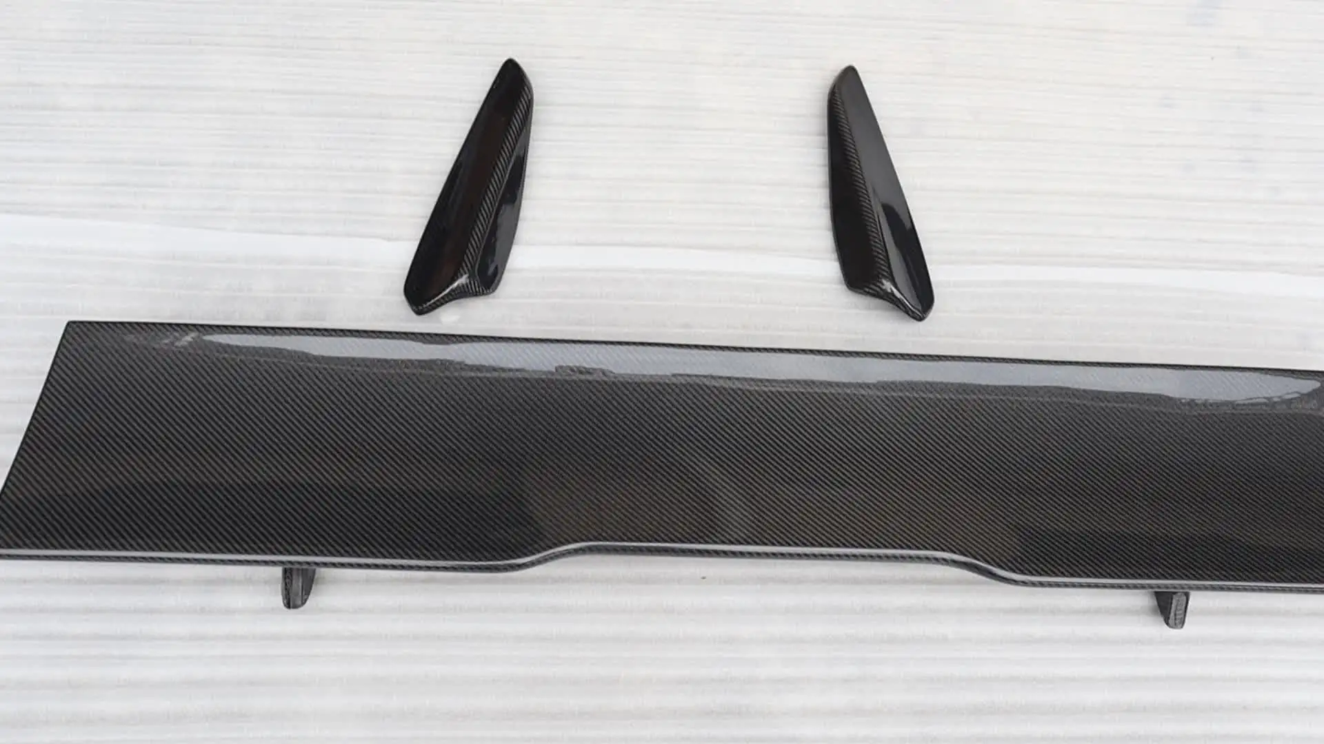 

carbon finber for F87 M2 F80 M3 F82 M4 GT carbon Fiber rear spoiler