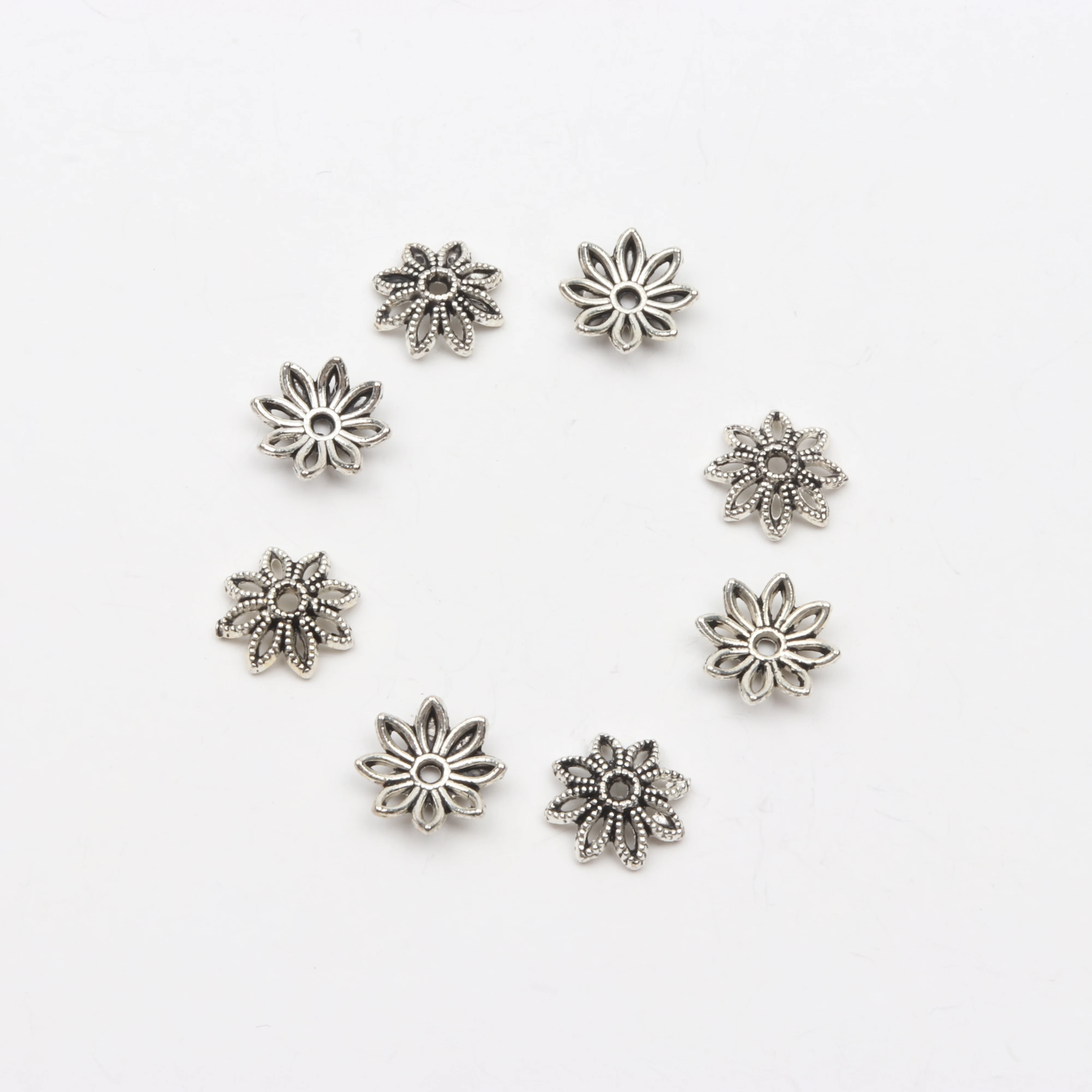 50 pcs Ancient Silver Octagonal Hollow Petal-Shaped Metal Spacer Flower Bead Caps For Jewelry Supplies Necklace Accessories DIY