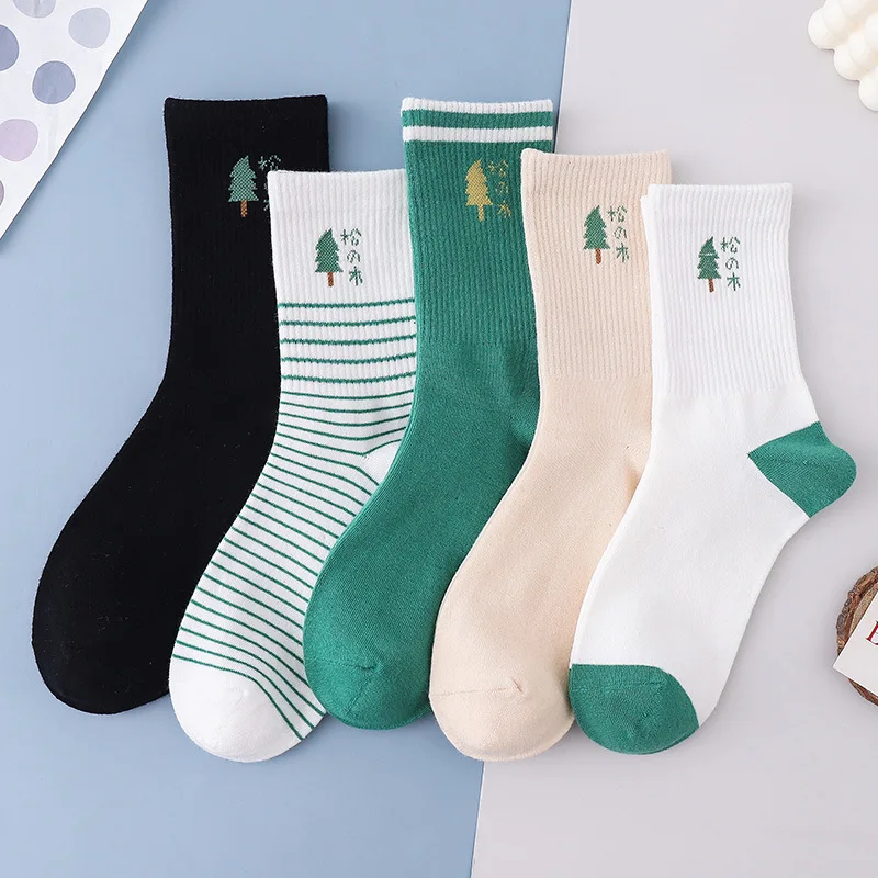 

The New Women Cotton Color Socks All Season High Quality Personality Pine Jacquard Female Trend Middle Tube Student Fashion Sock