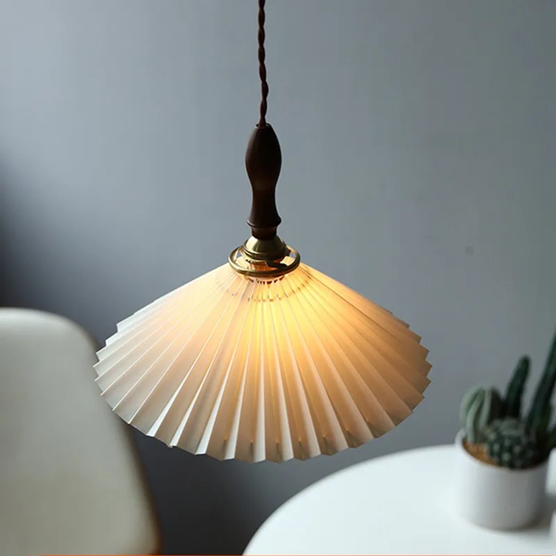 

Vintage LED Indoor Lighting Nordic Pleated Pendant Lights Walnut Bedroom Bedside Bar Restaurant House Rope Brass Chandelier