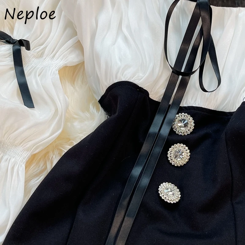 Neploe elegancka Hollow Out kokarda bez pleców ściągane sznurkiem Vestidos kobieta kwadratowy kołnierzyk Patchwork przycisk Hip dopasowana sukienka