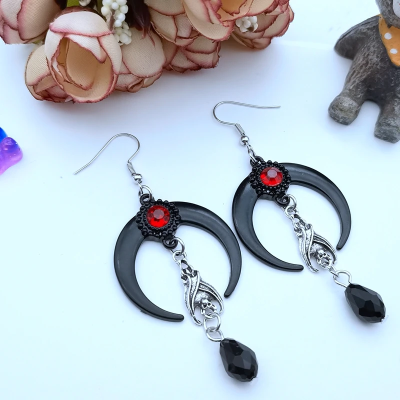 Exaggerated Horn Earrings Personality Bat Red Bead Pendant Earrings Women Men Dark Gothic Punk Earrings Jewelry Wholesale