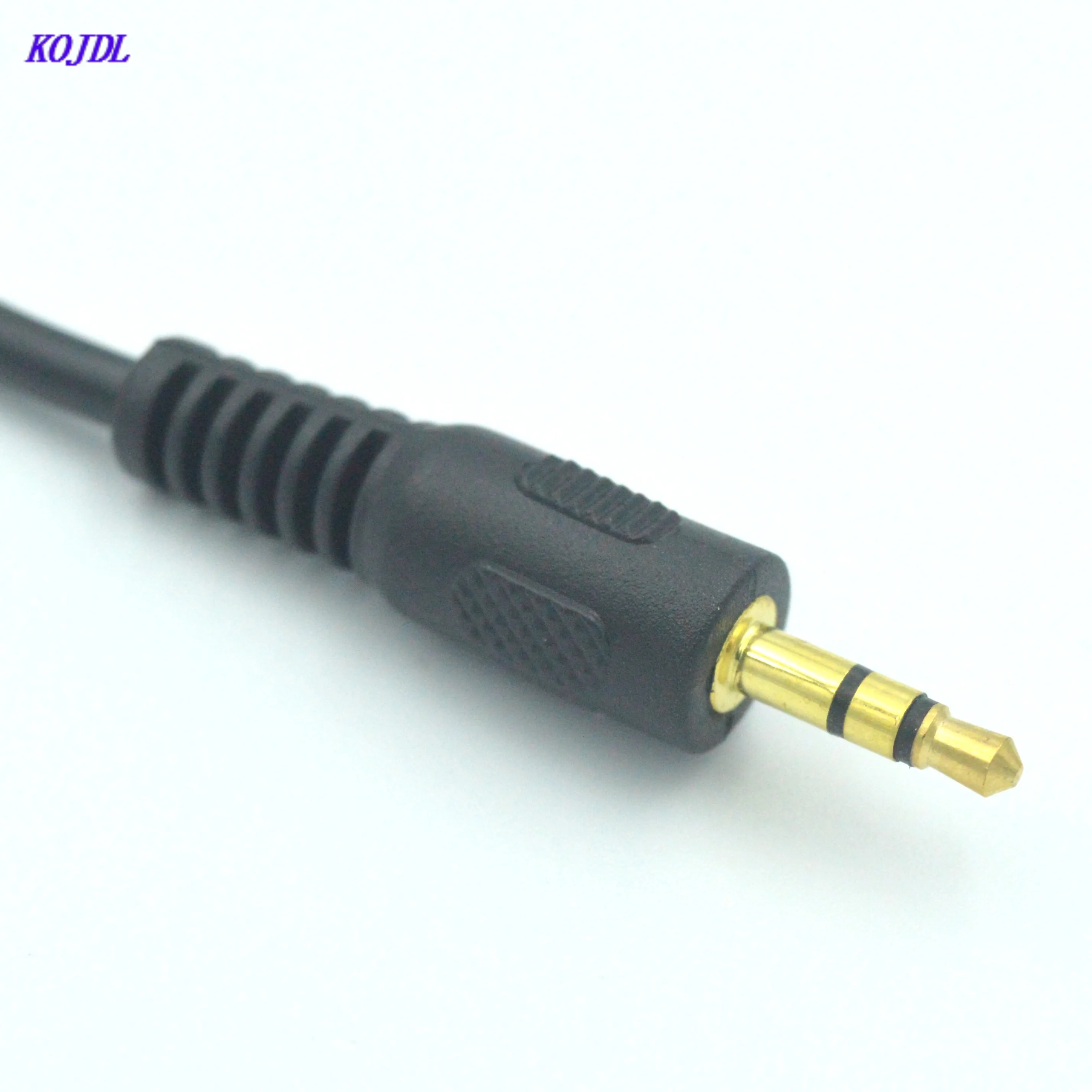 Car AUX Line Input Cable  Plug For Mercedes Benz Comand APS NTG W209 CD 20 30 50 W221 W251 W164 X164 W169  W203 W245 KOJDL