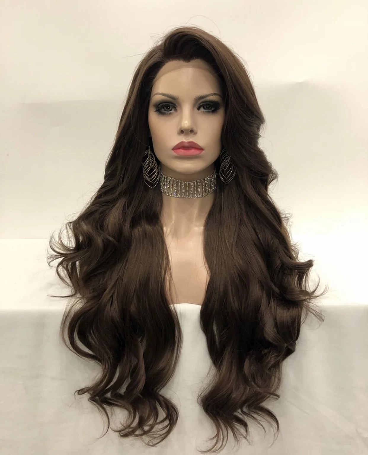 

Glueless Long Wavy Brown Lace Front Synthetic Wigs High temperature Fiber Hair Lace Front Wigs For Black Women Natural Hairline