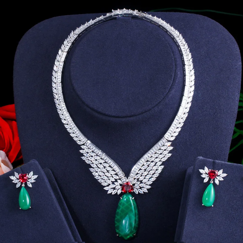 CWWZircons High Quality Big Green Crystal White CZ Luxury Bridal Wedding Party Necklace and Earrings Jewelry Sets for Women T388