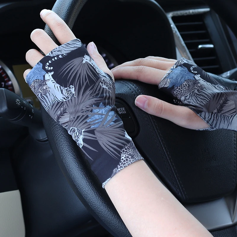 Unisex summer half-finger sunscreen gloves thin breathable scar tattoo high elasticity driving riding decoration show