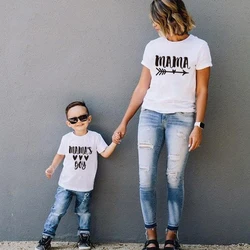 Moda rodzina pasujące krótkie t shirt mama i dziewczyna syn litery mama chłopcy ubrania t shirt litte dziecko dzieci stroje wygląd topy