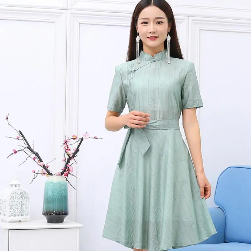 Retro elegant Ethnic clothing embroidered cheongsam Summer tang suit gown Casual stand collar short Sleeve women Party Qipao