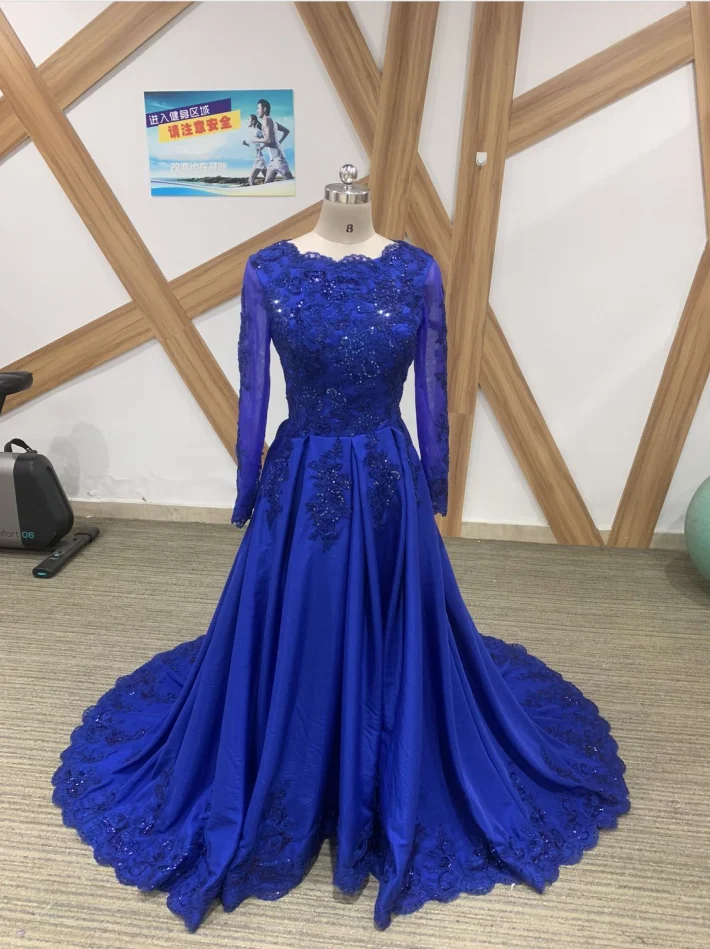 DarkสีเขียวพรหมชุดยาวแขนVคอAppliques Beadedซาตินชุดราตรีใหม่Vestidos Deอย่างเป็นทางการGowns