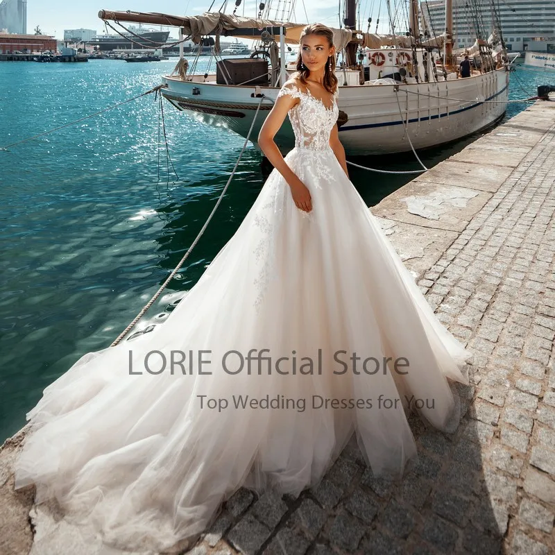 LORIE Vintage Hochzeit Kleider 2021 Oansatz Appliques Spitze Kappe Ärmeln Strand Brautkleid Braut Kleid Lange Zug abito da sposa