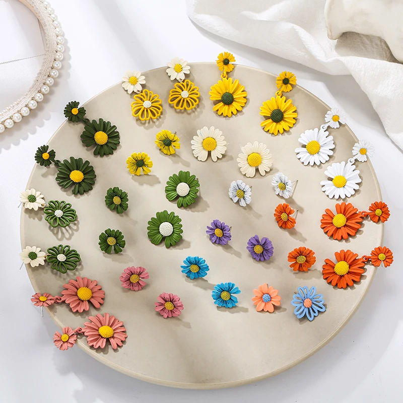 Korean Cute Small Flower Stud Earrings For Women Fresh Sweet Spray Paint Statement Earring Girl 2025 Fashion Jewelry Gifts