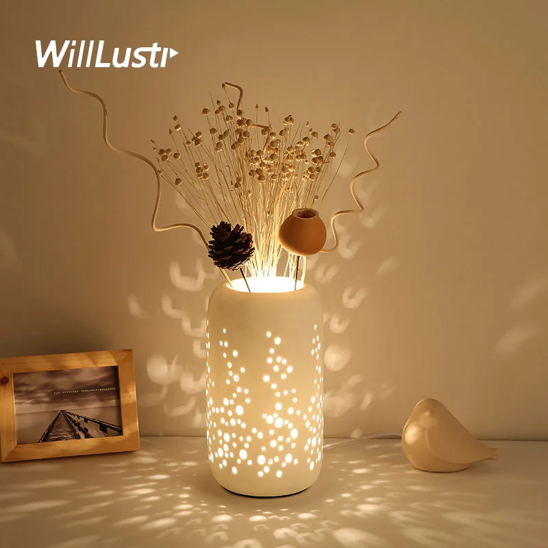 Modern Ceramic Vase Table Light Flower Arrangement Desk Lamp Hotel Cafe Study Living Room Bedside Creative Porcelain Lighting