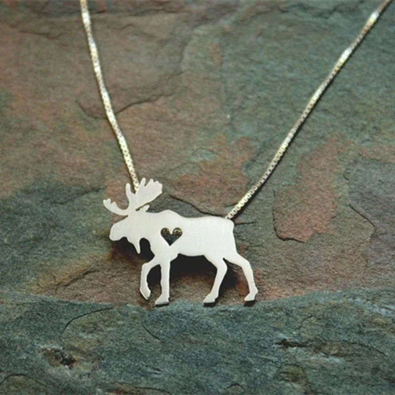 Simple Silver Color Little Moose Pendant Necklace Charm Female Heart-Shaped Necklace Girl Bohemian Accessories