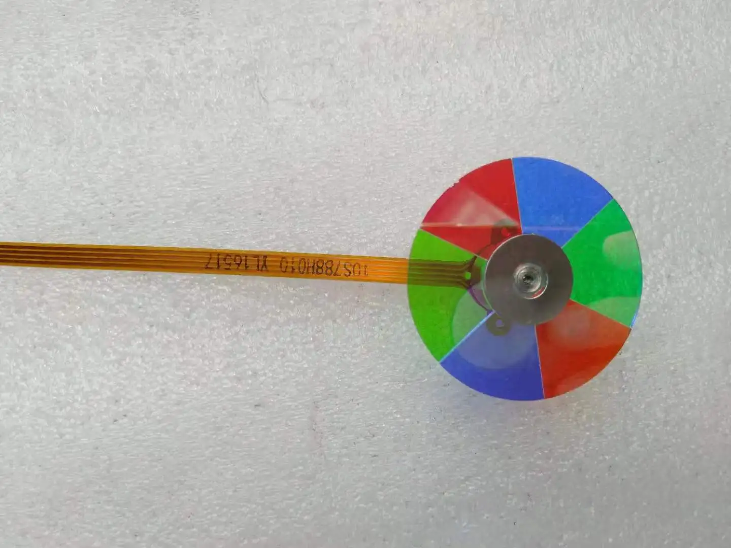 

Цветовое колесо проекции Benq W1050/W1200