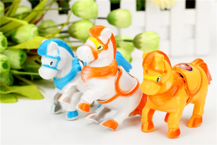 Cute Animal Running Moving Horse Retro Classic Clockwork Toy Gift for Kids Children Baby Action Vintage Toy Figures