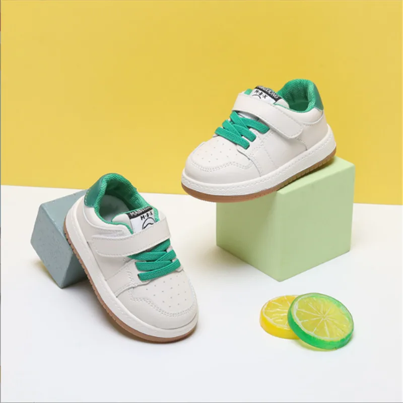 Zapatos de suela blanda de cuero para niños pequeños, zapatillas blancas de moda para bebés y niñas, 15-25, primavera, 2022