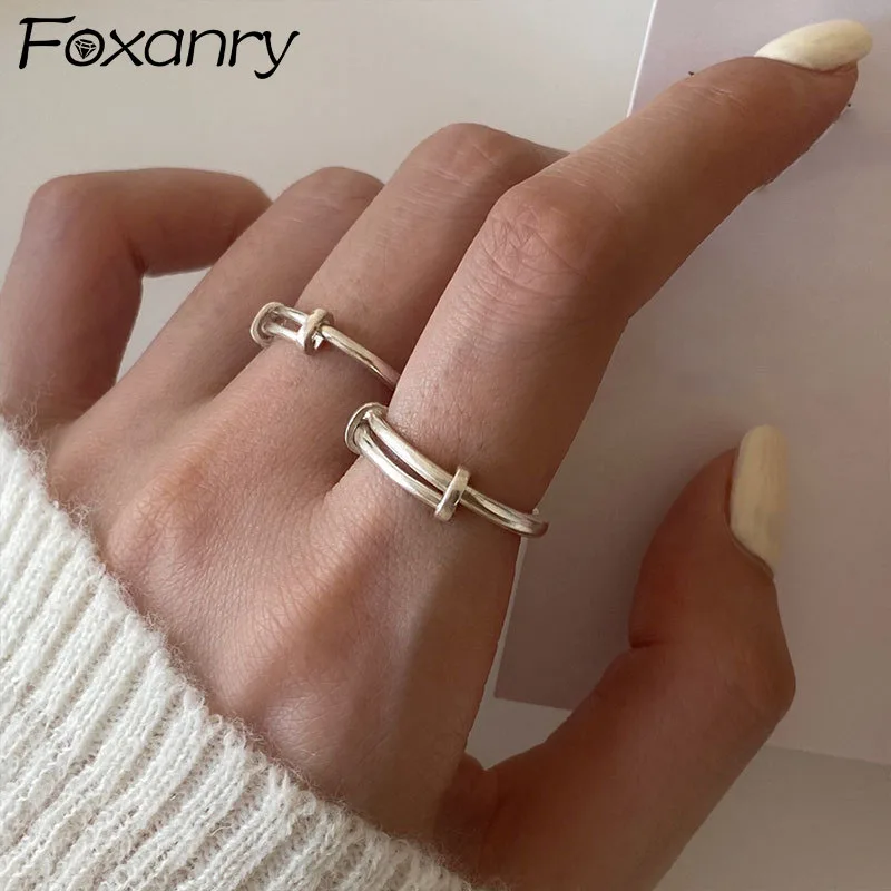FOXANRY 미니멀리스트 실버 컬러 반지 커플 선물 트렌디 우아한 빈티지 조절 가능한 디자인 소녀 파티 쥬얼리 도매