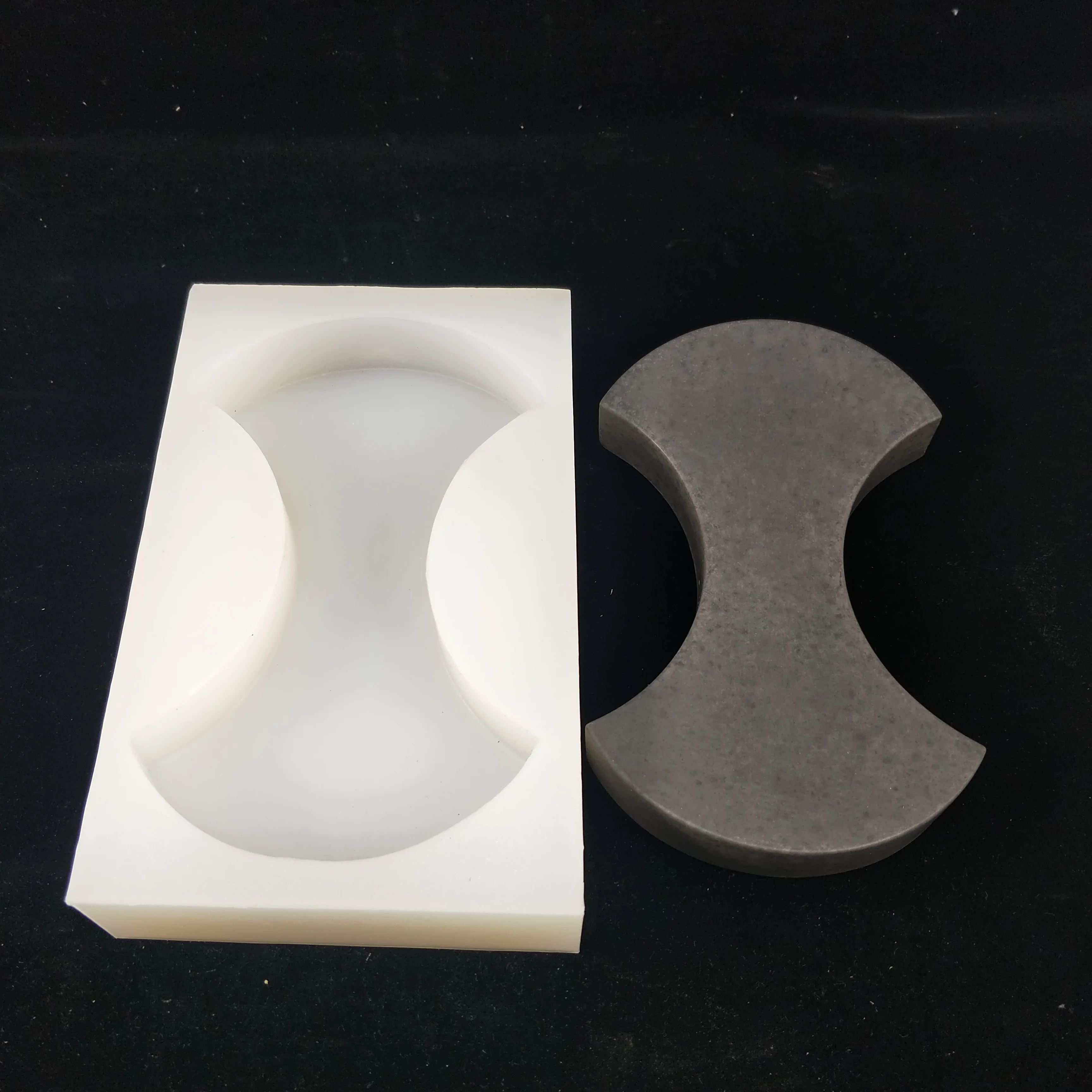 Wall Tile Mold Axe-type Crafts Silicone Mold Gypsum Stone Tile Making Tool DIY Cake Biscuit Mold TV Wall Decoration