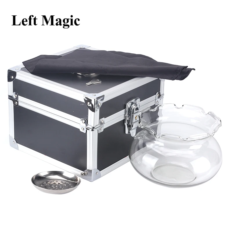 

Волшебная чаша с золотой рыбкой от J.C. Волшебная сцена. Фокусы. Илюзии. Классическое волшебное шоу. Рыба, появляющаяся крупным планом. Волшебный реквизит. Веселье.