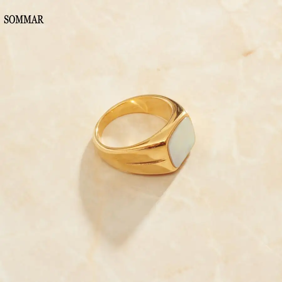 Sommar Online Shopping India Gold Color Neutral Wedding Ring Black and White Two-color Square Shape Opal Luxury