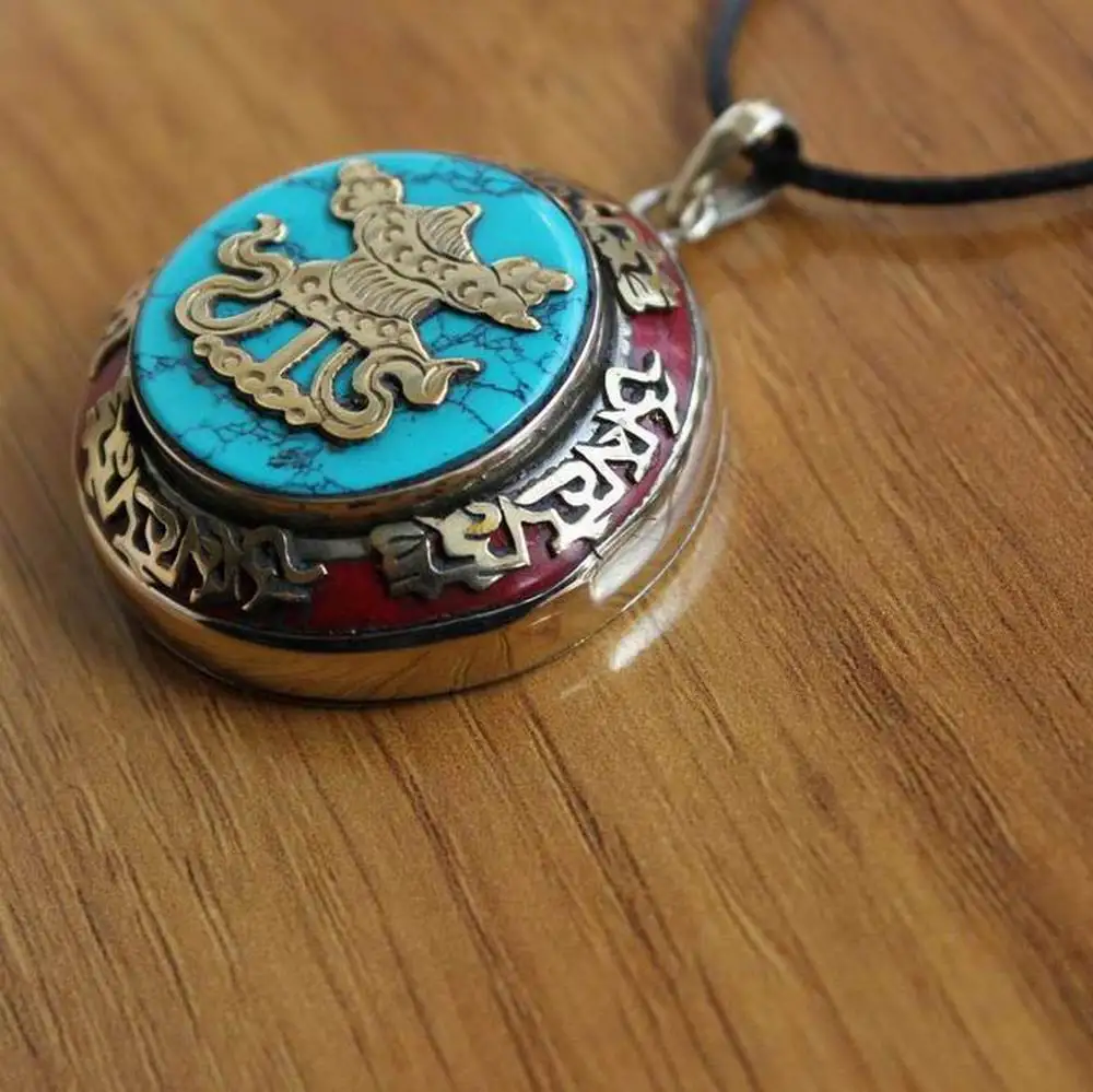 PN838 Tibetan Mantras & Eight Lucky Signs Amulet Prayer box Handmade Nepal Brass Coral 41mm Big Round Gau Box Pendant