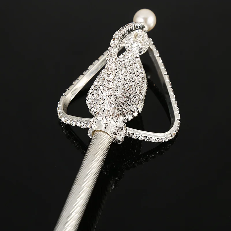 

Elegant Award Ceremony Heart-shaped Hollow Scepter Bright Inlaid Rhinestone Fairy Stick Princess Magic Wand