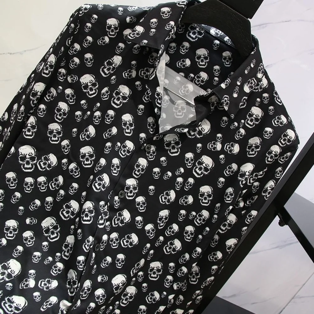 Camisas de manga larga con estampado de calavera para hombre, camisas ajustadas con botones, ropa de calle Hip-hop Y2K, tendencia oscura