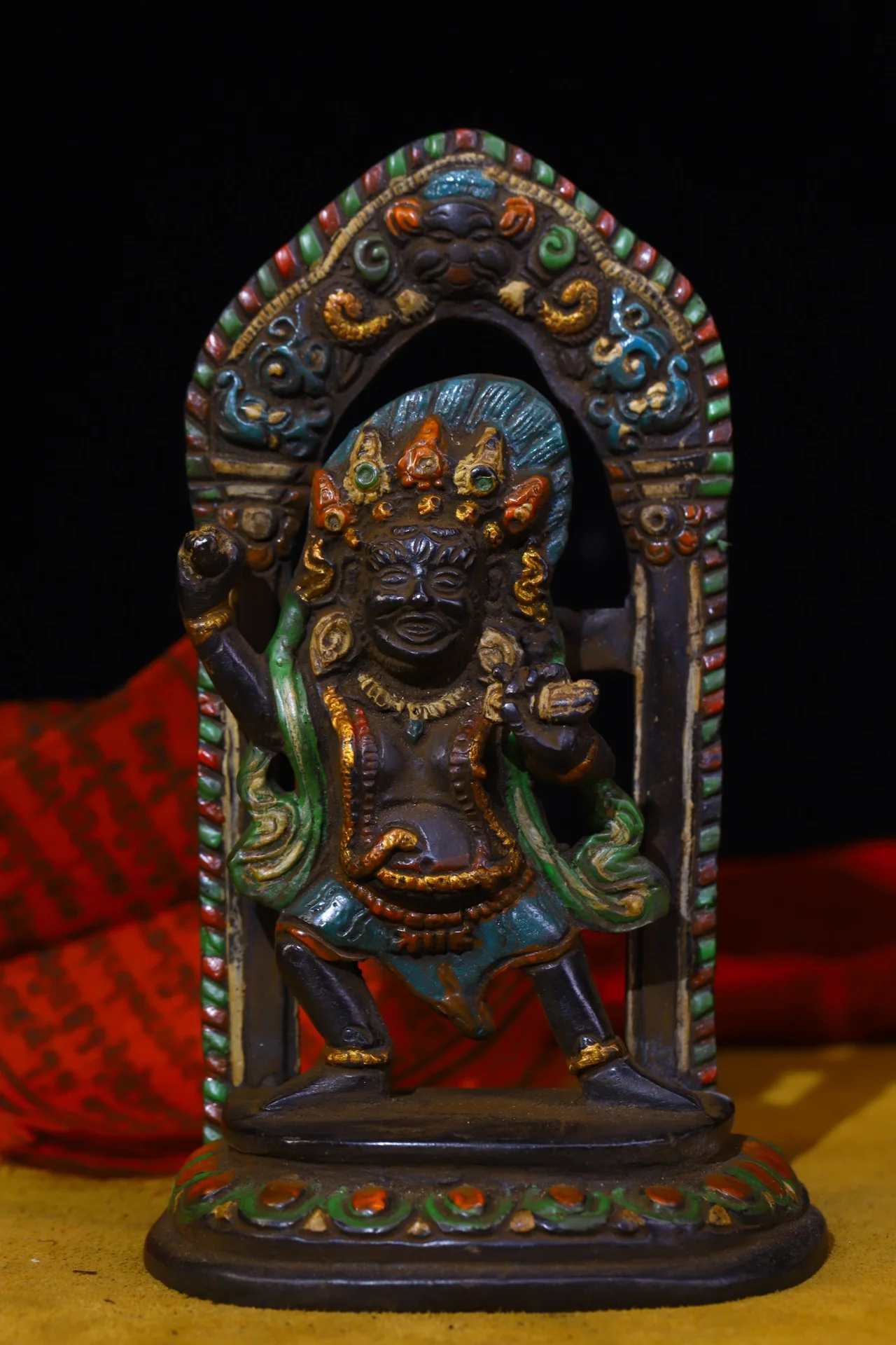 

6"Tibetan Temple Collection Old Bronze Painted Vajrapani Buddha Statue Back light Enshrine the Buddha Buddhist Niche