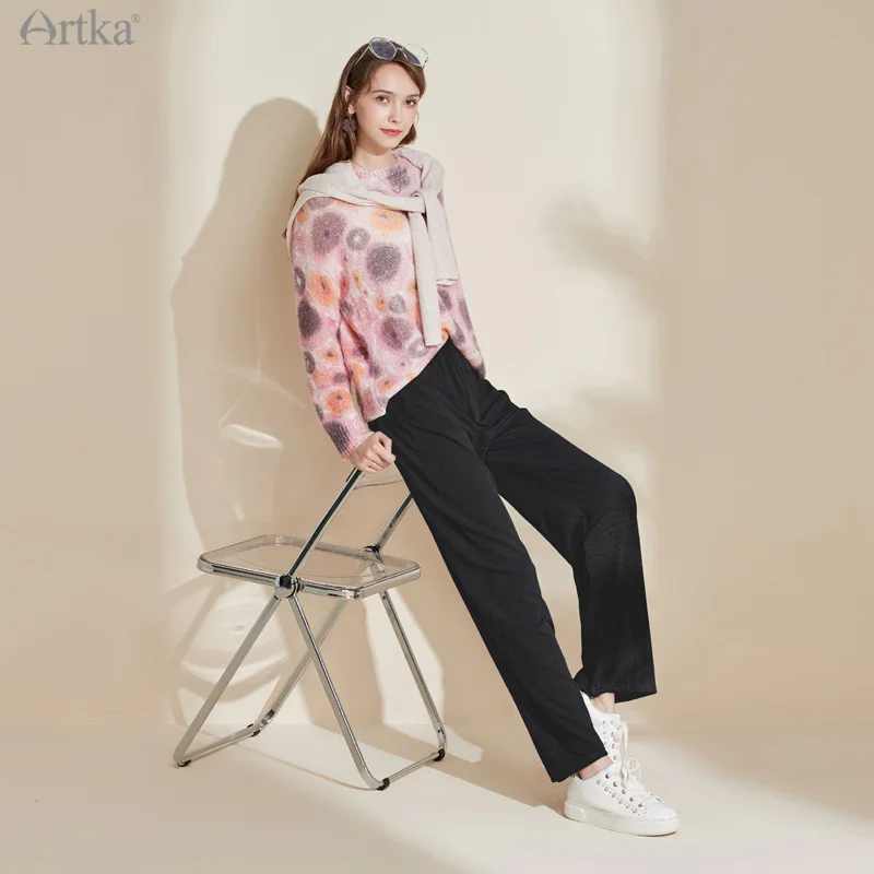 ARTKA 2021 Autumn New Women Knitwear Elegant Floral Knitting Sweater O-Neck Pullover Long Sleeve Loose Knitwear YB29016Q