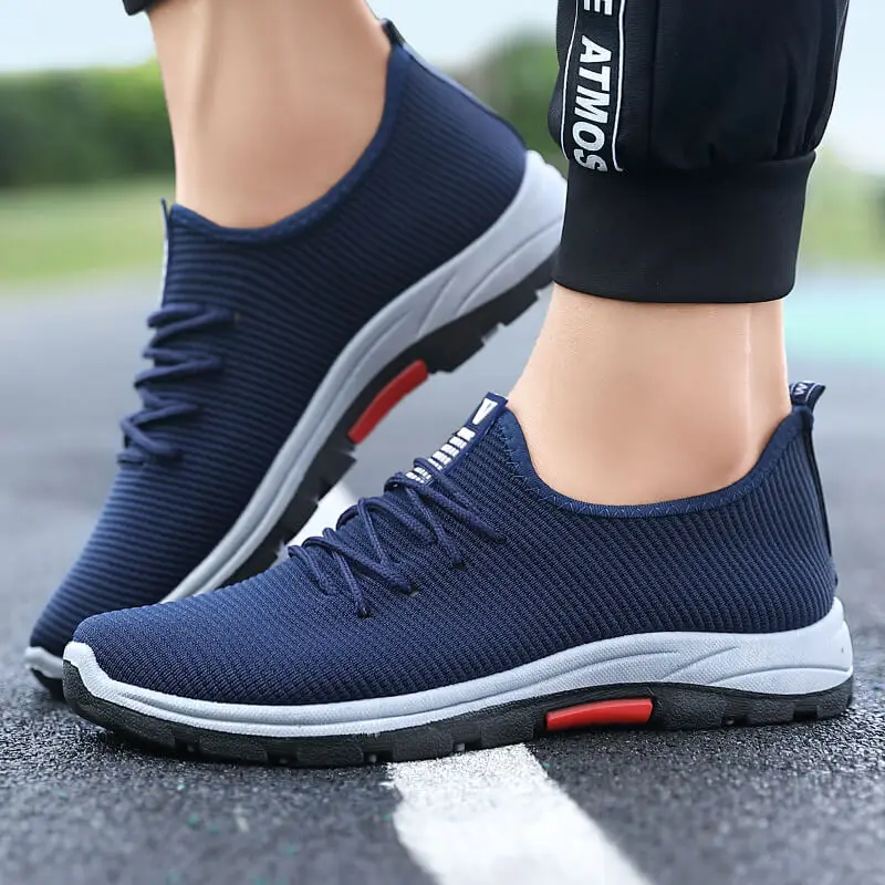 Sepatu Pria Jaring Musim Panas Sneakers Ringan Sepatu Jalan Kasual Fashion Pria Pantofel Pria Slip On Bersirkulasi Sepatu Zapatillas Hombre