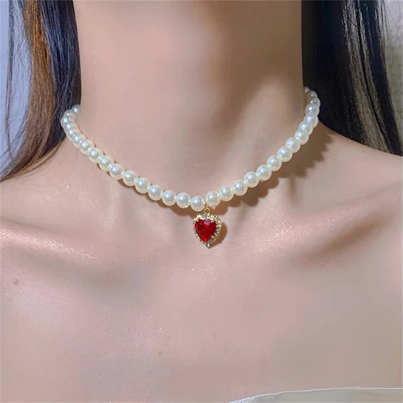 2022 Trend Vintage czerwony kryształ miłość wisiorek w kształcie serca naszyjnik dla kobiet biała perła zroszony Choker naszyjnik estetyczny biżuteria prezent